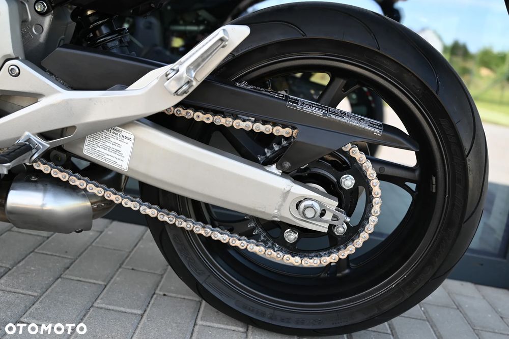 Honda Hornet - 15