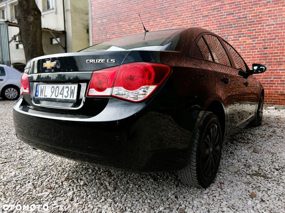 Chevrolet Cruze - 33