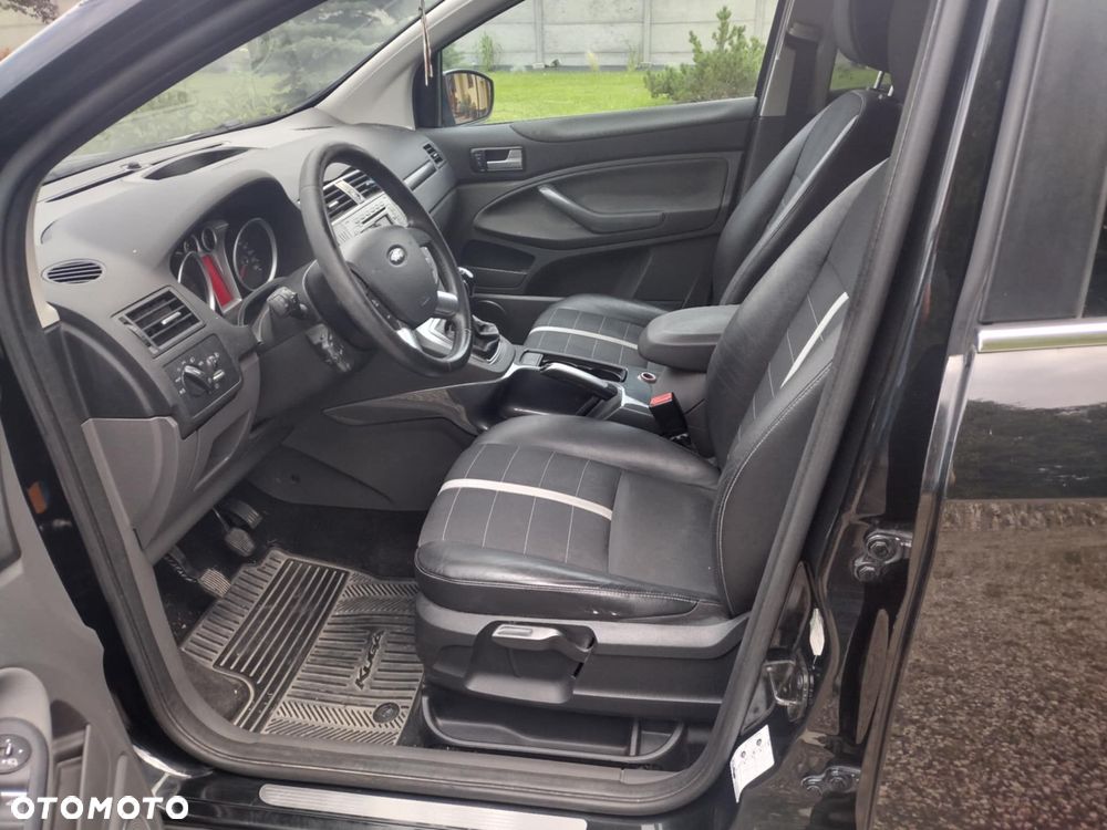 Ford Kuga 2.0 TDCi Titanium - 14