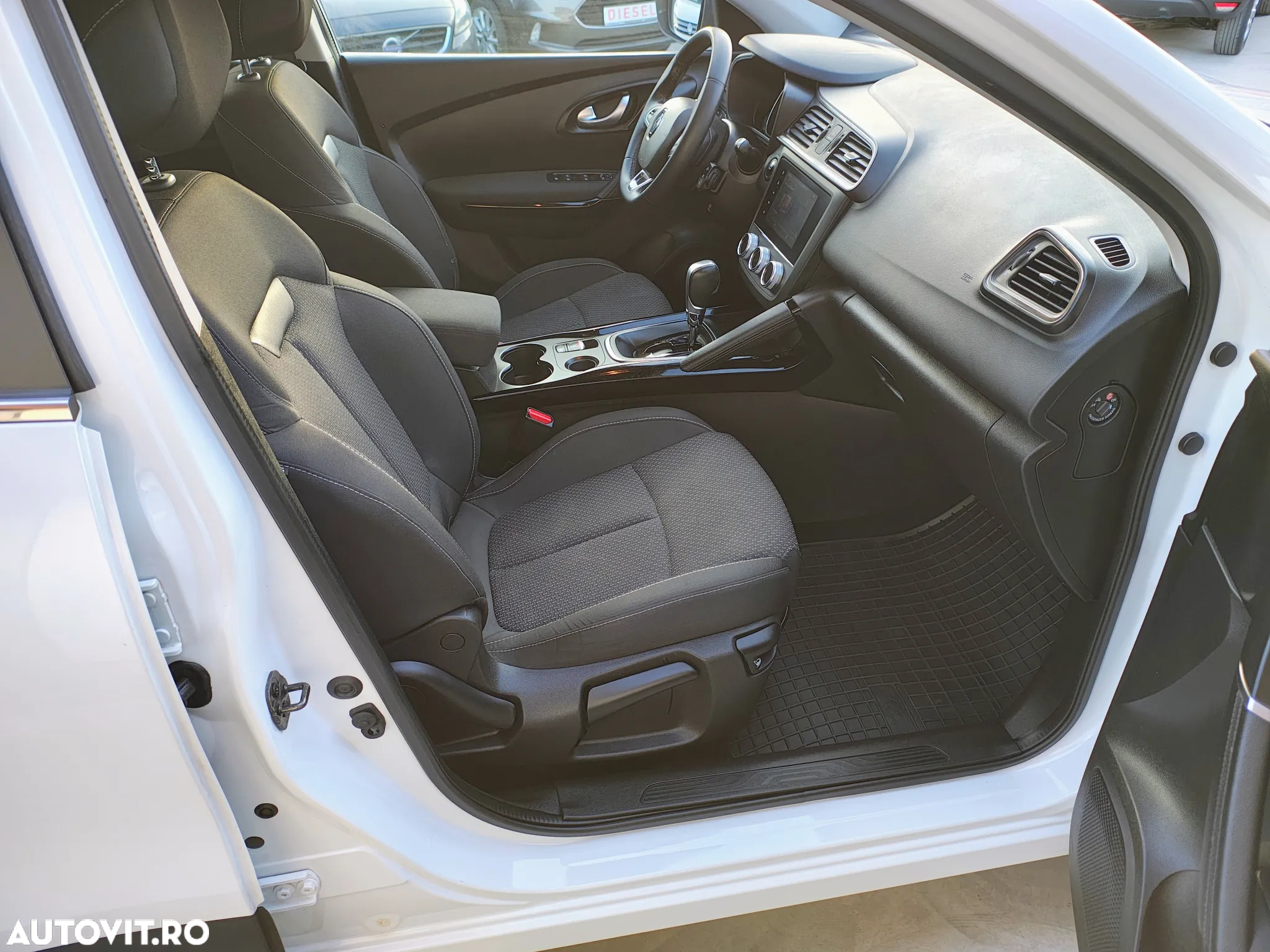 Renault Kadjar TCe 140 EDC GPF BUSINESS EDITION - 13