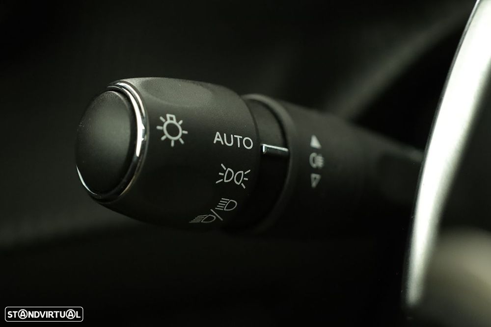 Peugeot 2008 1.2 PureTech GT EAT8 - 15