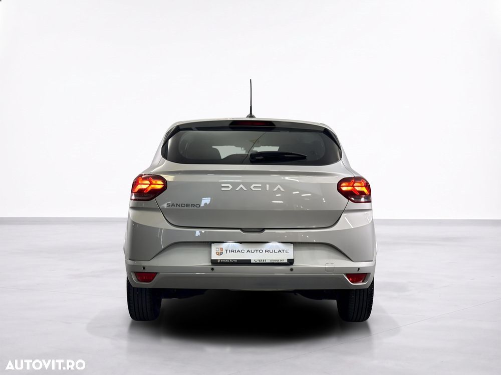 Dacia Sandero - 5
