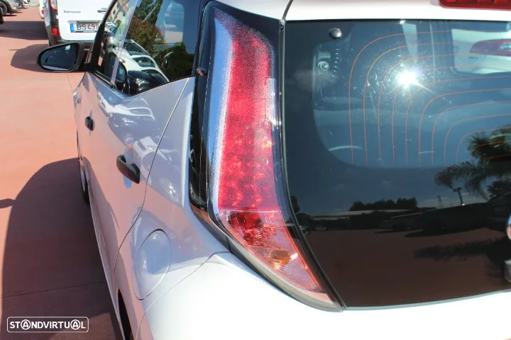 Toyota Aygo 1.0 - 14