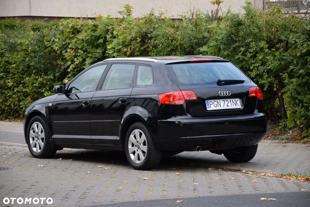 Audi A3 Sportback 1.6 Ambition - 11
