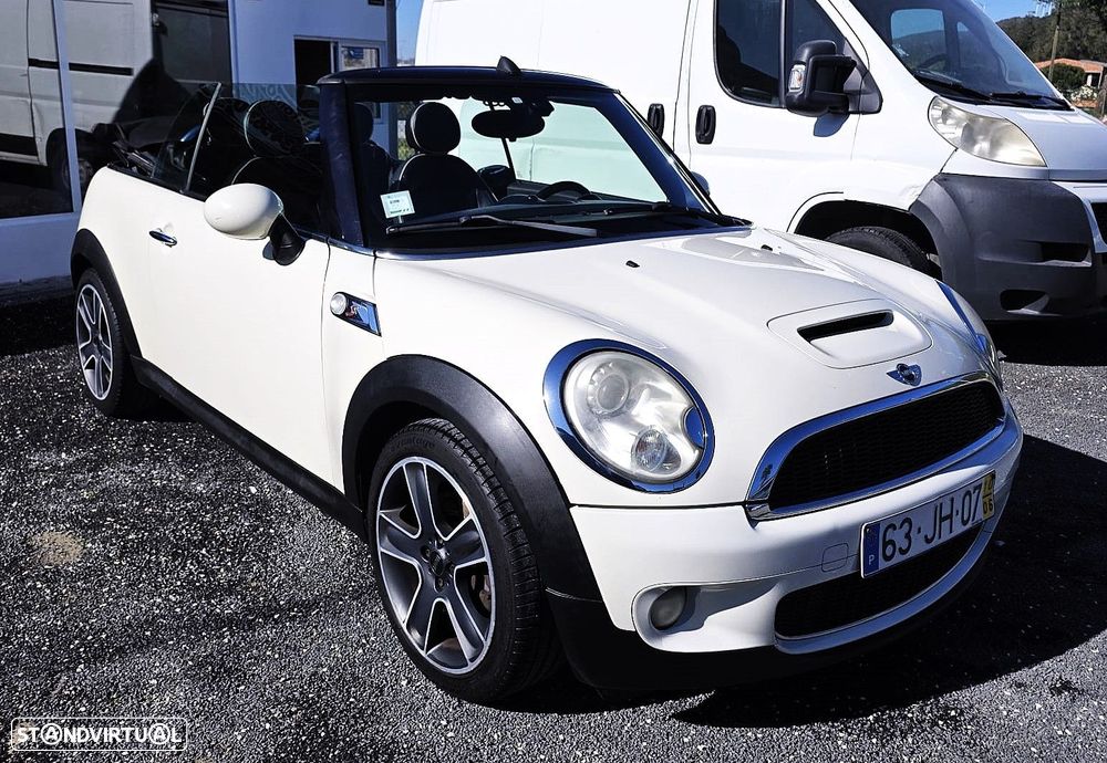 MINI Cabrio Cooper S - 16