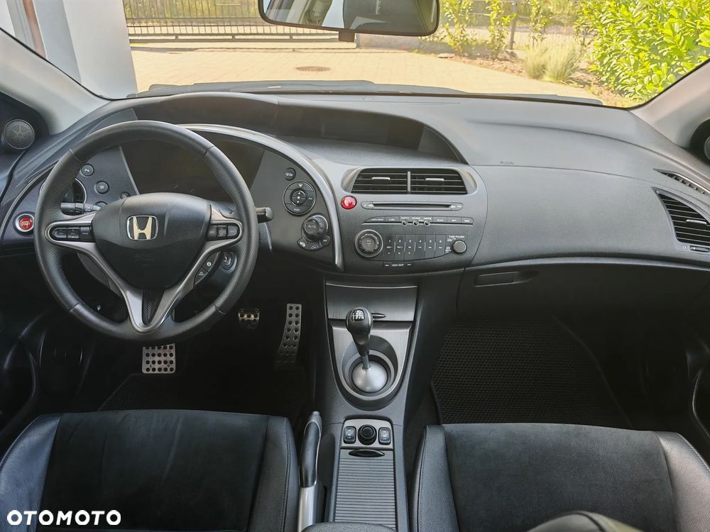 Honda Civic 1.8 GT Special Edition - 15
