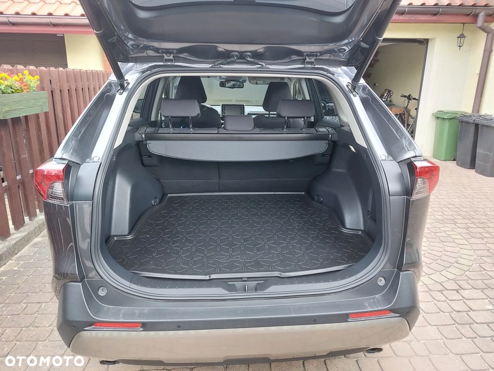 Toyota RAV4 - 3