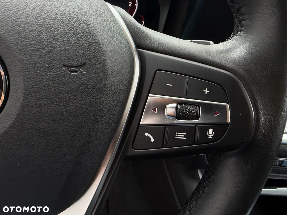 BMW Seria 3 320d Advantage - 24