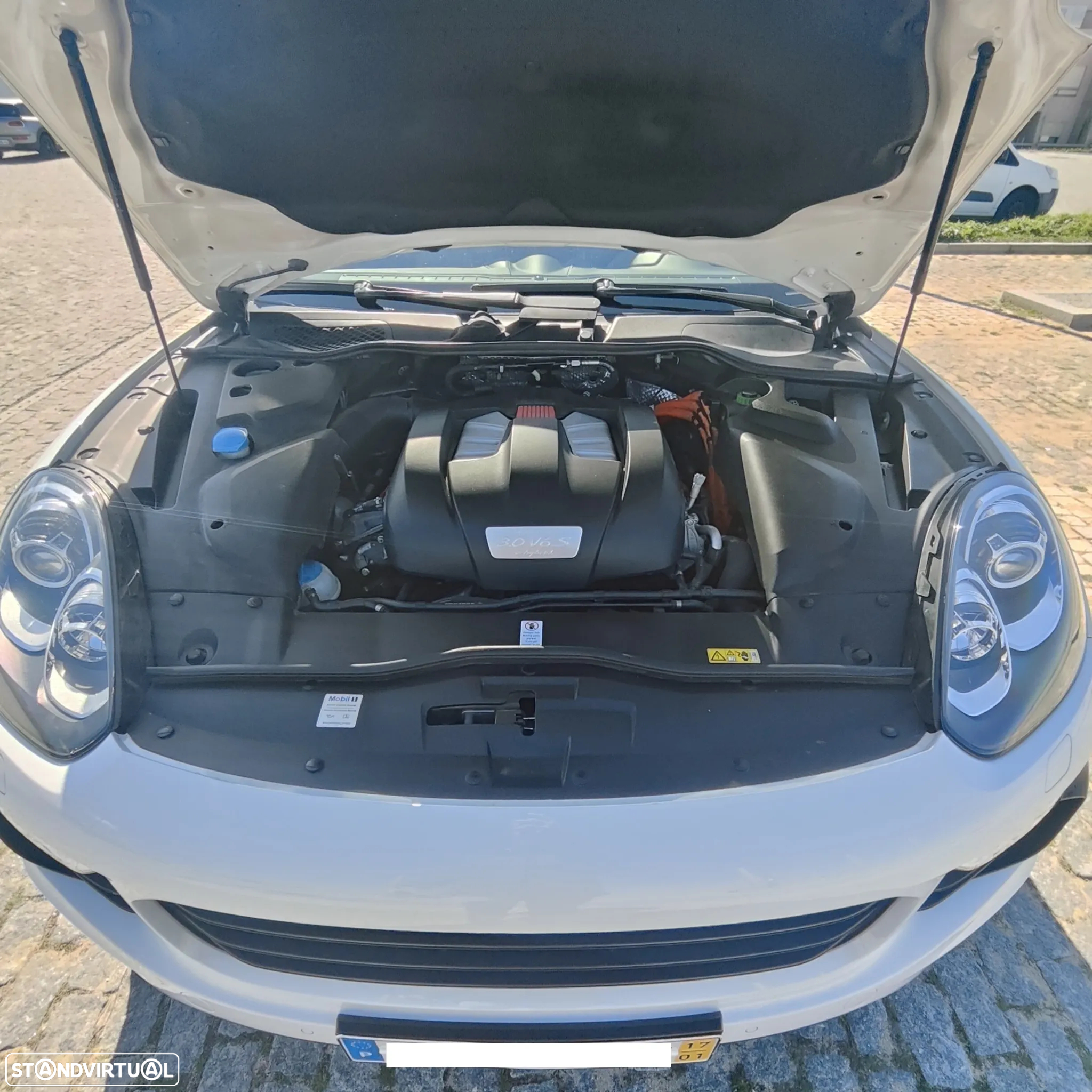 Porsche Cayenne - 7