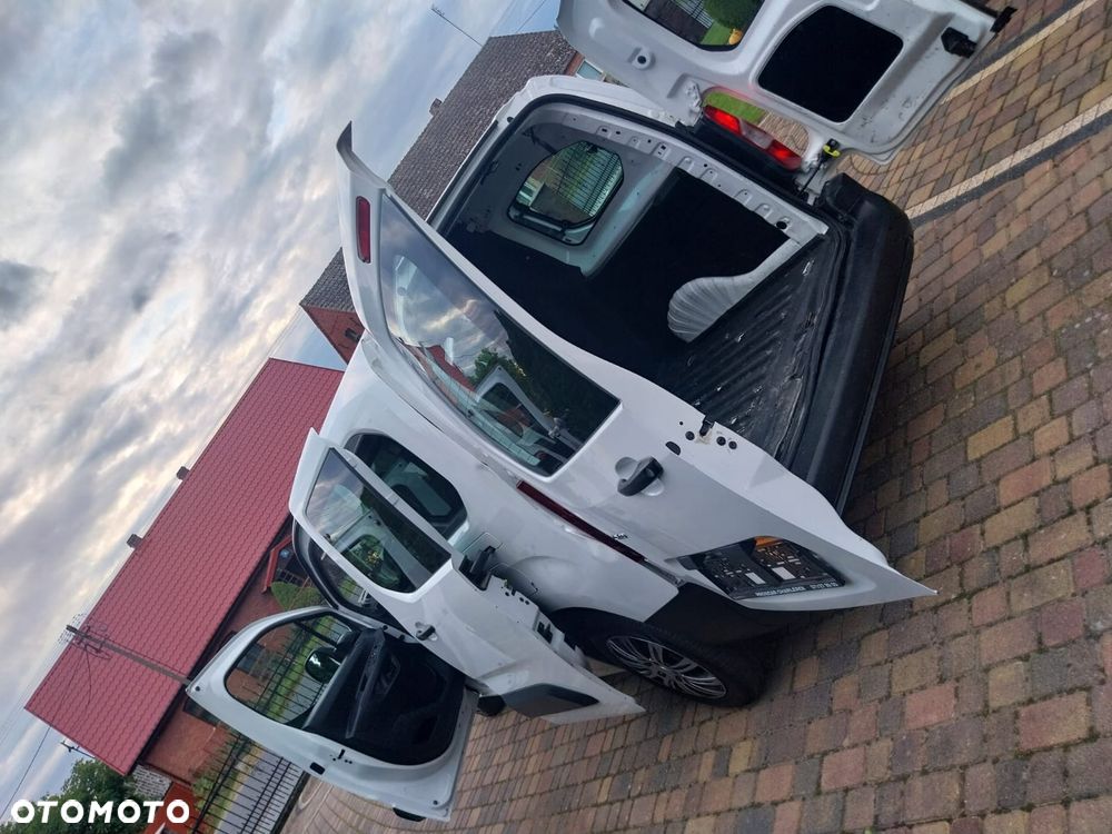 Opel Combo 1.5 D Start/Stop Ultimate - 3