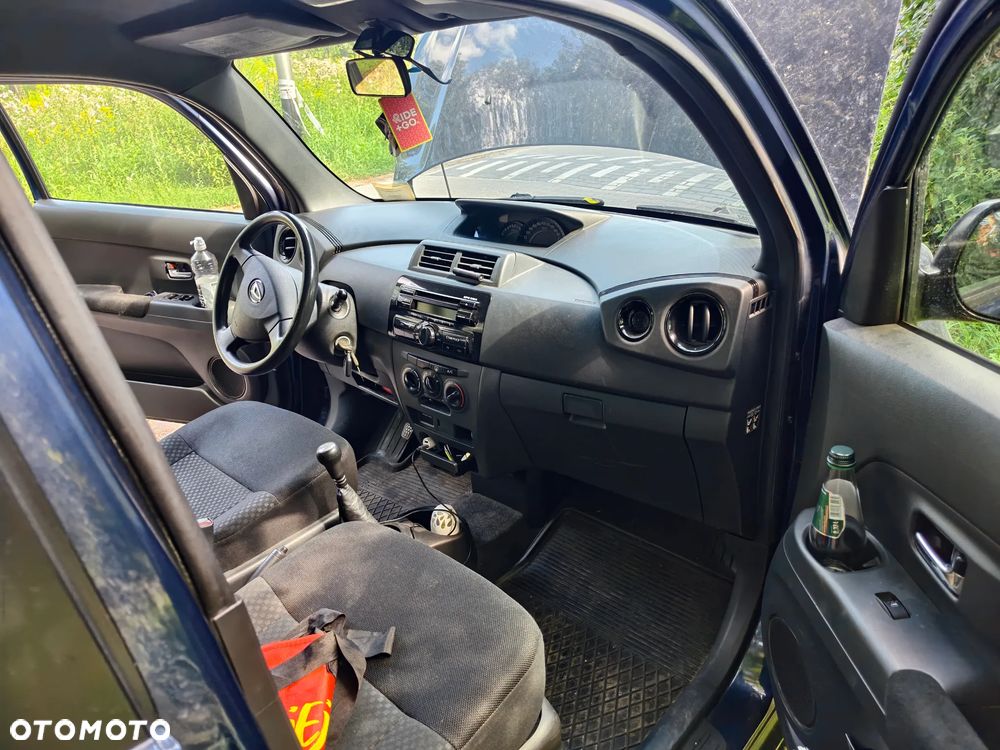 Daihatsu Materia 1.5 - 10
