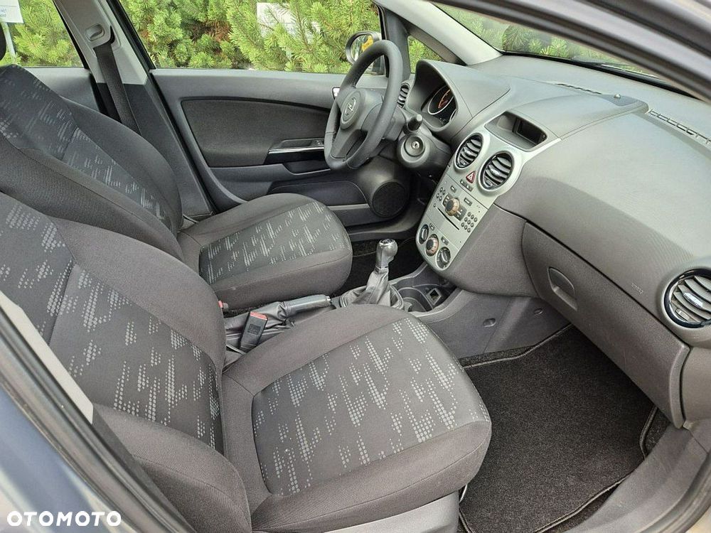 Opel Corsa - 20