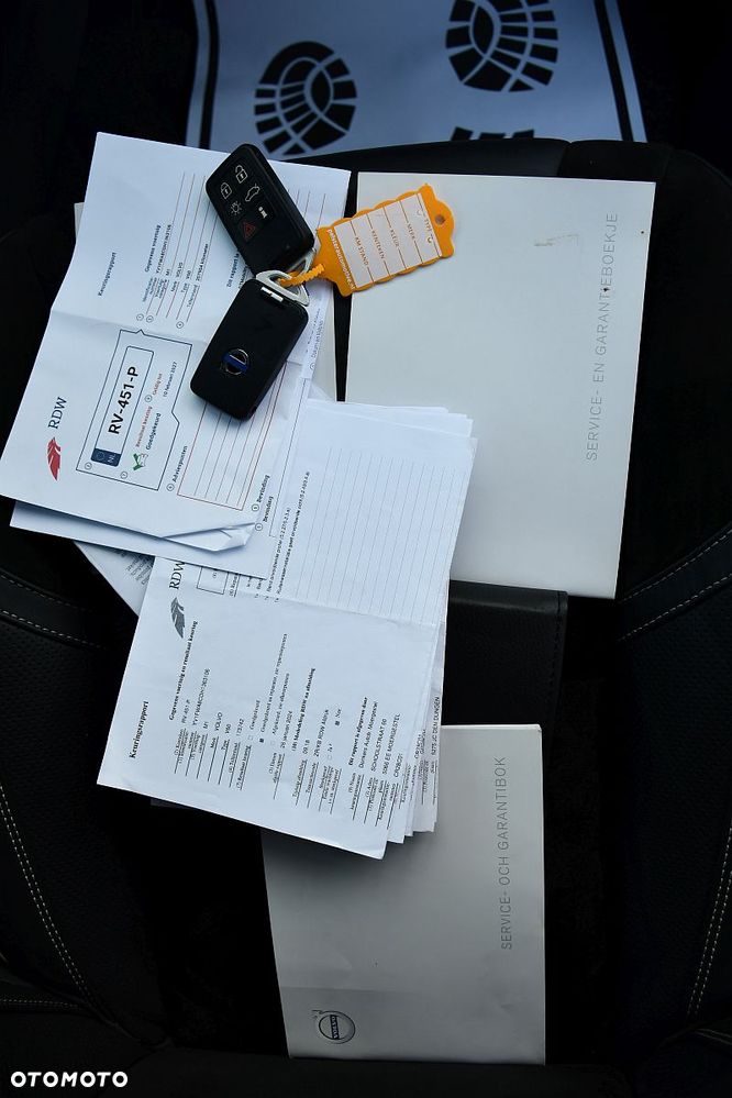 Volvo V60 D4 Geartronic RDesign - 39