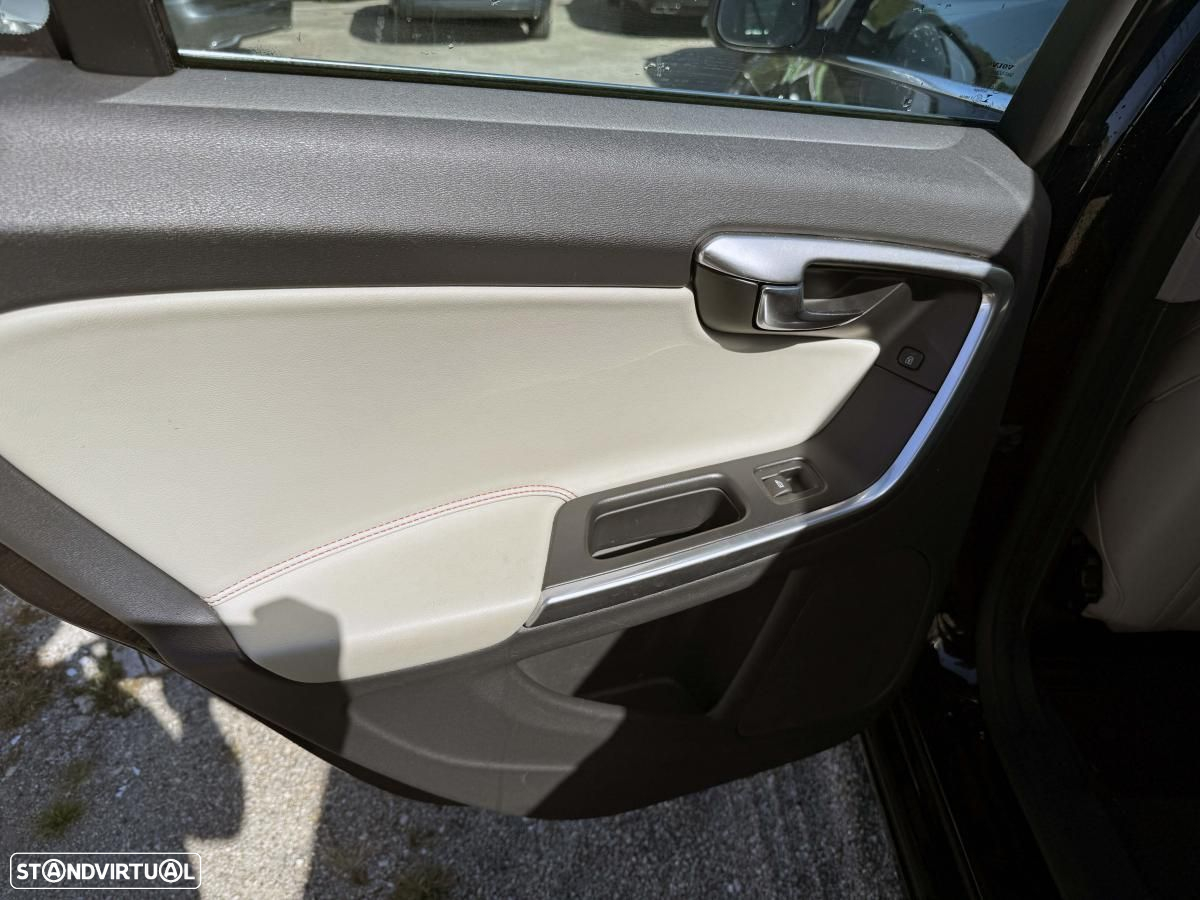 Volvo V60 2.0 D2 VOR Geartronic - 14