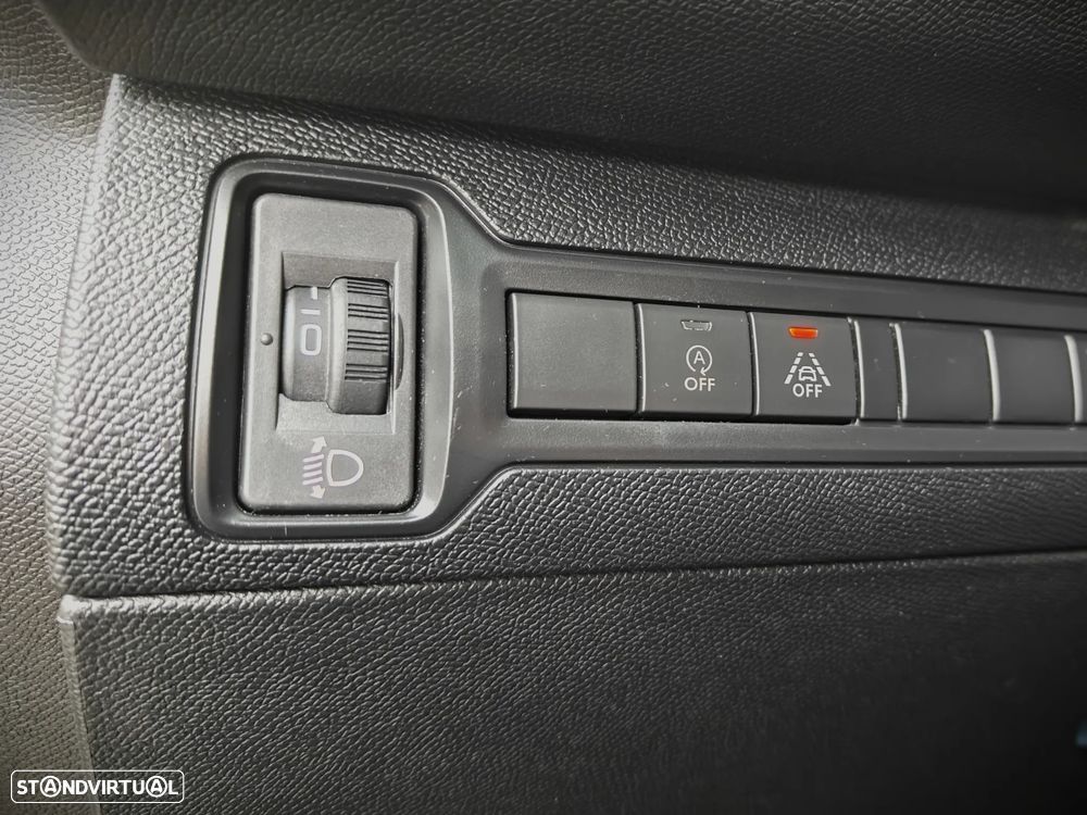 Peugeot 308 1.2 PureTech Allure Pack EAT8 - 32