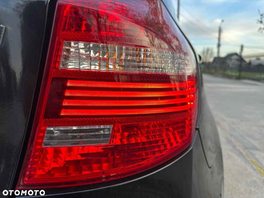 BMW Seria 1 - 12