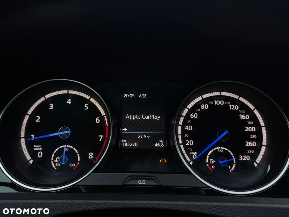Volkswagen Golf - 12