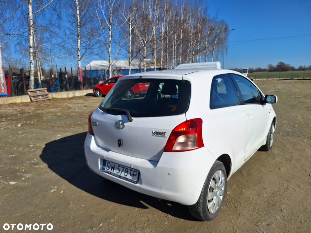 Toyota Yaris 1.4 D-4D Edition - 3