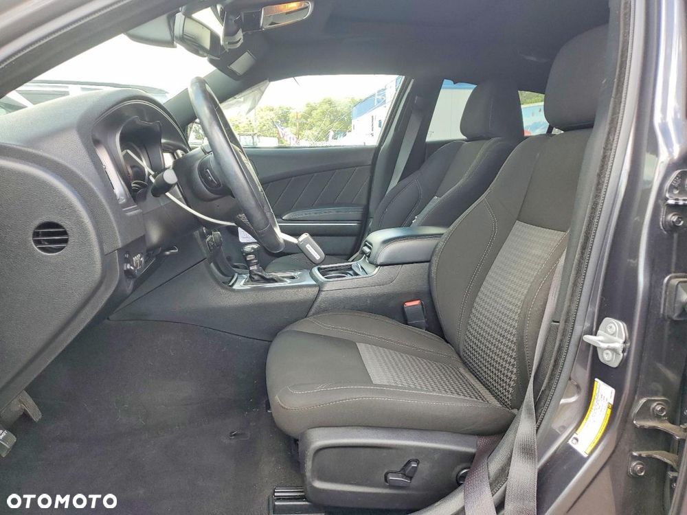 Dodge Charger 3.6 GT - 8
