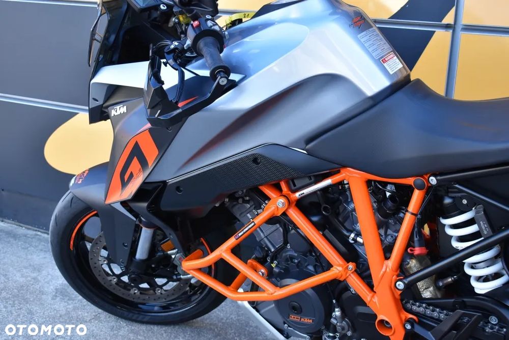 KTM Super Duke - 14