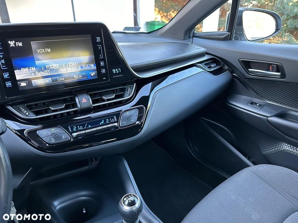 Toyota C-HR 1.2 T Premium - 11