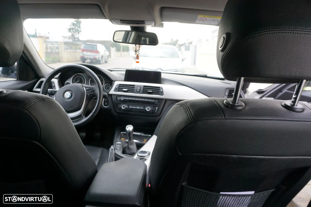 BMW 318 d Touring Luxury Line - 5