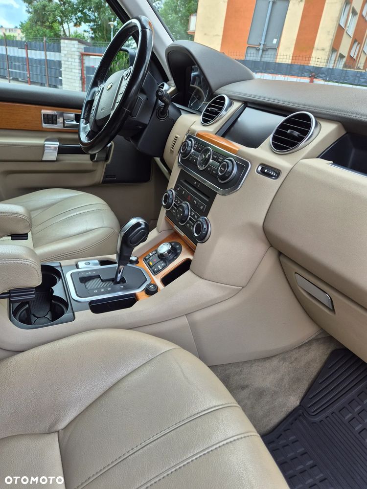 Land Rover Discovery 3.0D V6 HSE - 13