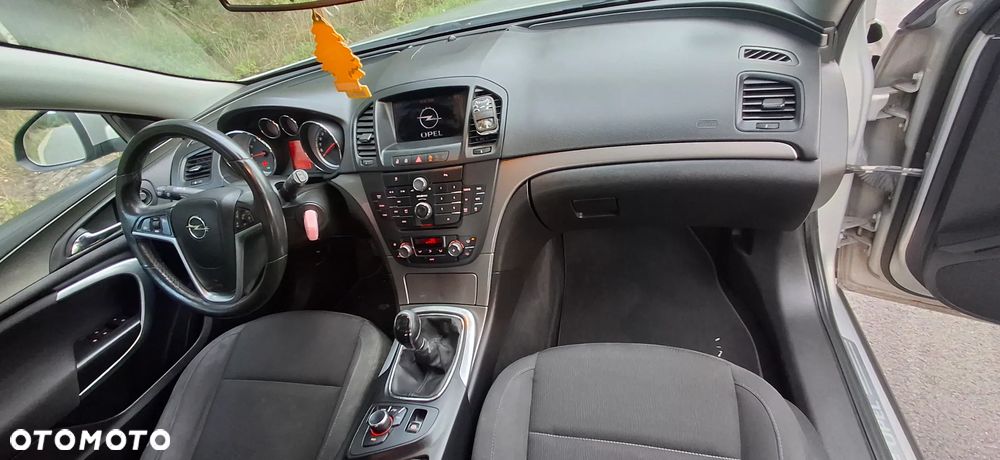 Opel Insignia 1.8 - 6