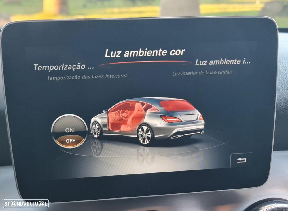 Mercedes-Benz CLA 200 d Shooting Brake AMG Line Aut. - 32