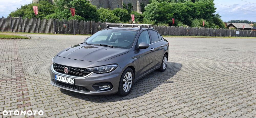Fiat Tipo 1.4 16V Lounge EU6d - 1