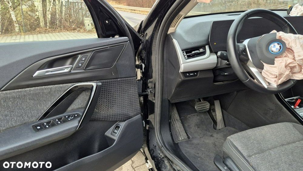 BMW iX2 eDrive20 66.5kWh - 15