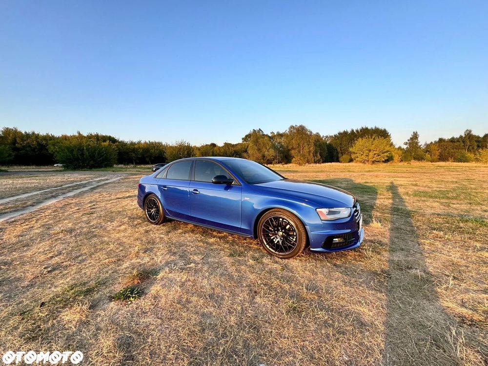 Audi A4 Limousine - 15