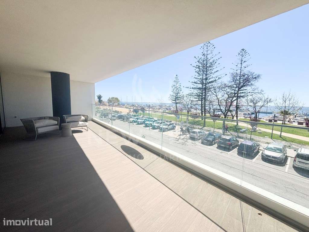 Apartamento T2 novo, garagem, piscinas, vista mar, Del Mar em Olhão - Grande imagem: 2/26