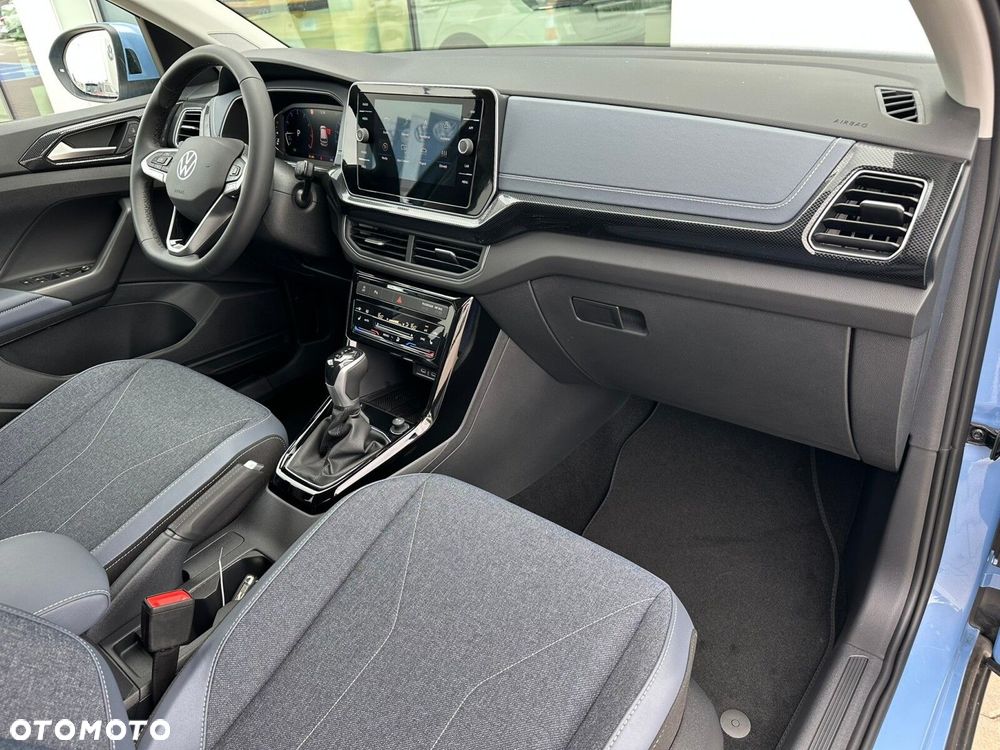Volkswagen T-Cross - 16