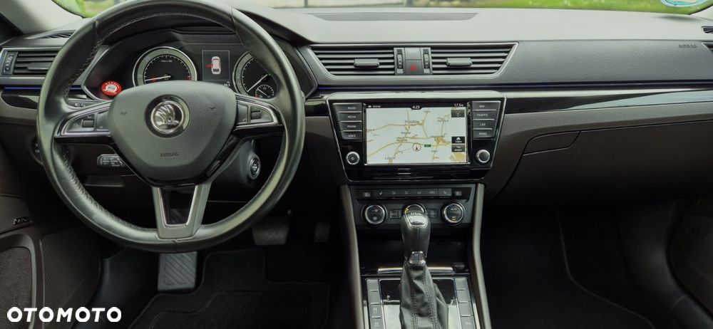 Skoda Superb 2.0 TDI DSG L&K - 13