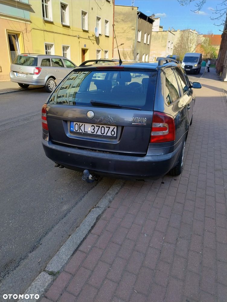 Skoda Octavia 2.0 TDI Ambiente - 4