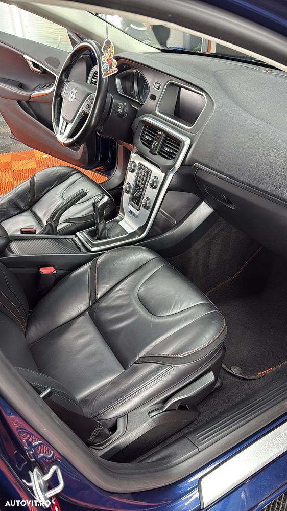 Volvo V40 D2 Ocean Race - 12