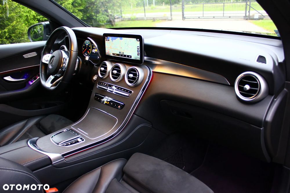 Mercedes-Benz GLC - 39