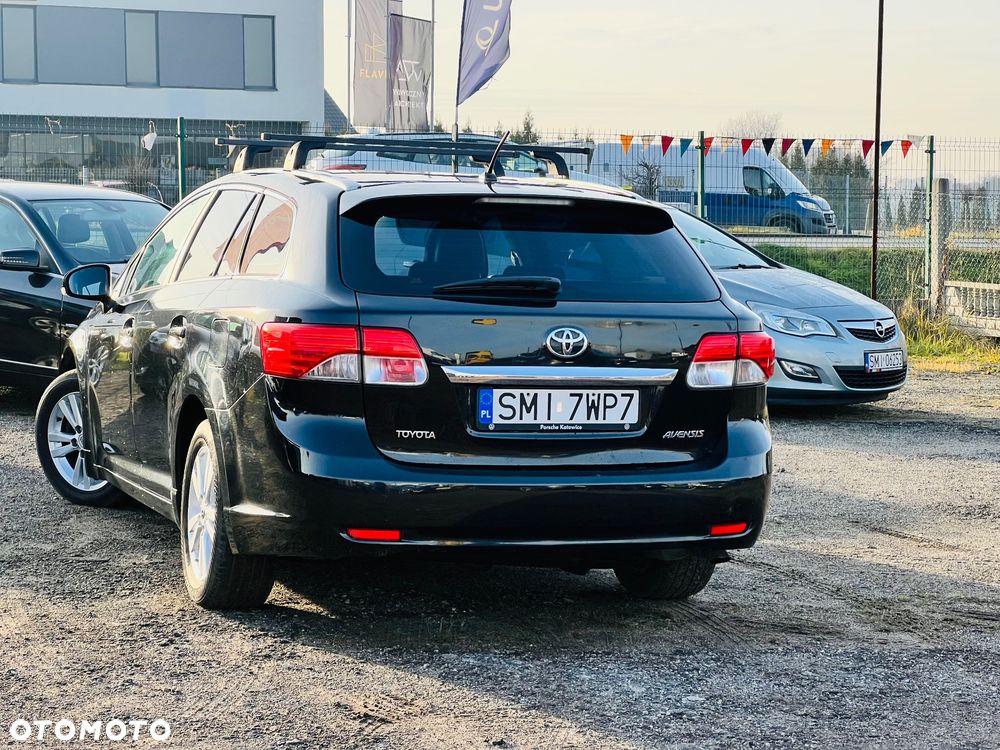 Toyota Avensis 2.0 D-4D Life - 9