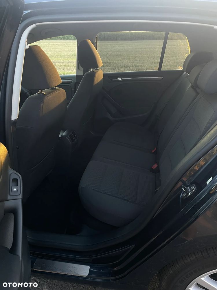Volkswagen Golf 1.6 TDI Highline - 10