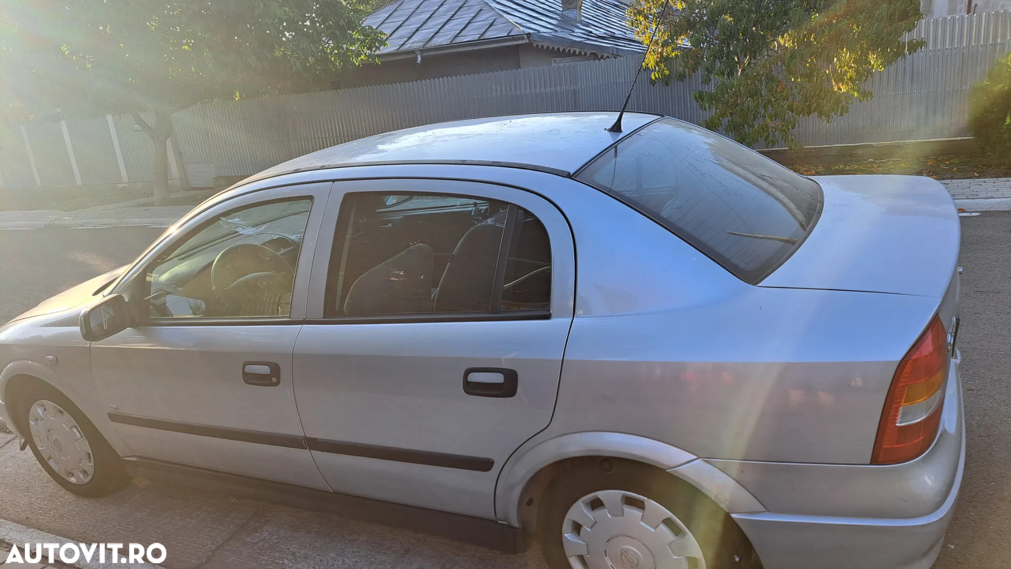 Opel Astra 1.4i 16V Club - 6