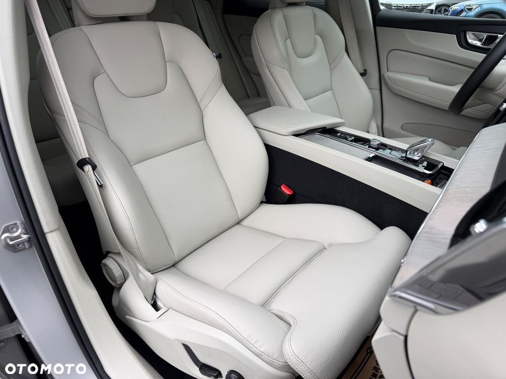 Volvo XC 60 T6 Plug-In Hybrid AWD Inscription - 15