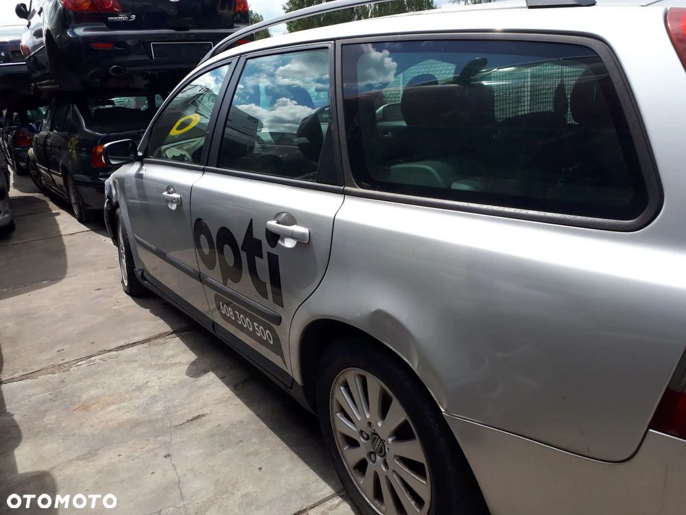 VOLVO V50 04-07 1.6 D ZDERZAK TYŁ TYLNY 426-26 - 15