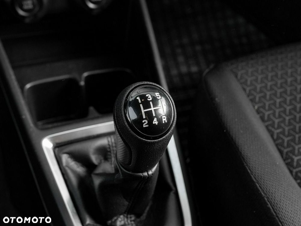 Suzuki Swift - 15
