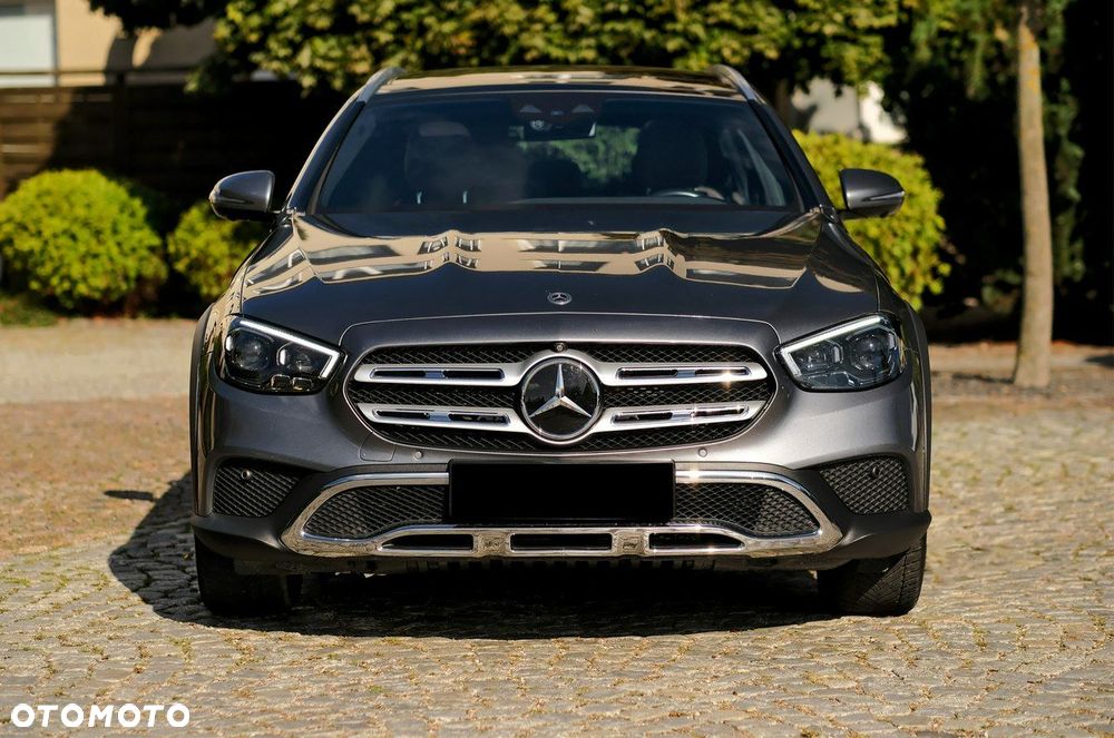 Mercedes-Benz Klasa E 450 4-Matic All-Terrain Exclusive - 4