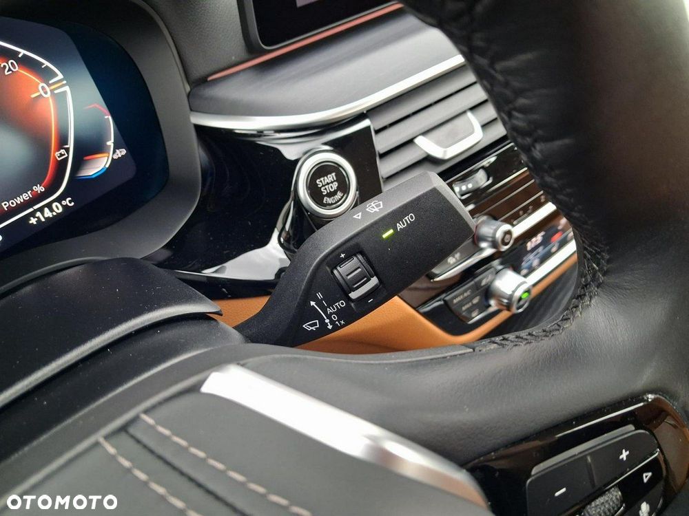 BMW Seria 5 - 22