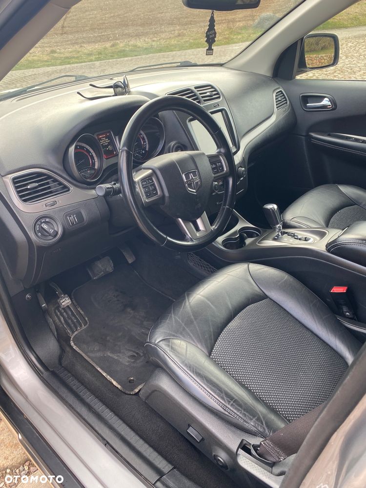 Dodge Journey - 16