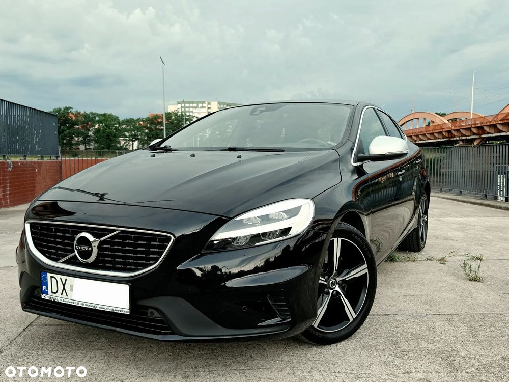 Volvo V40 T3 Drive-E R-Design Momentum - 3