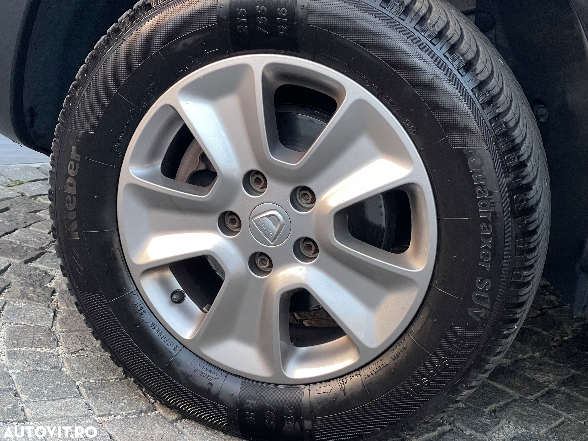 Dacia Duster 1.5 dCi 4x4 Prestige - 9