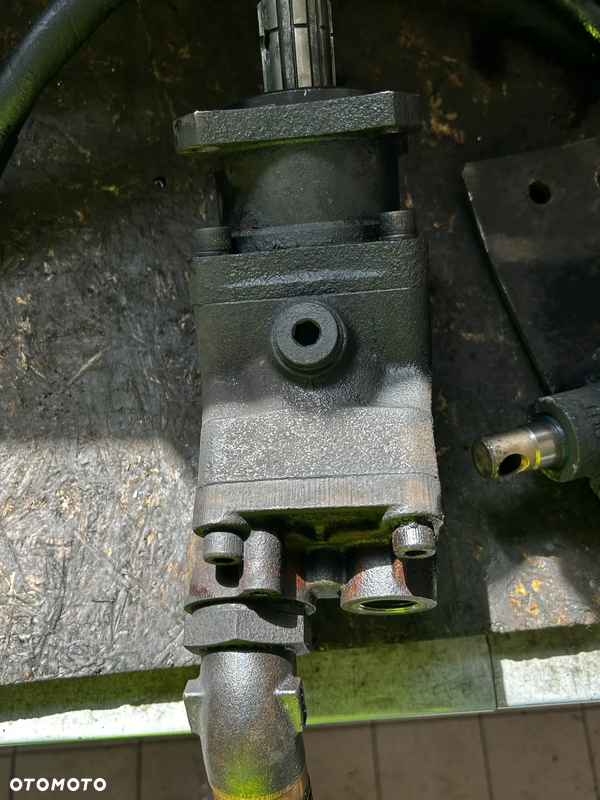 Pompa do hydrauliki HDS-64